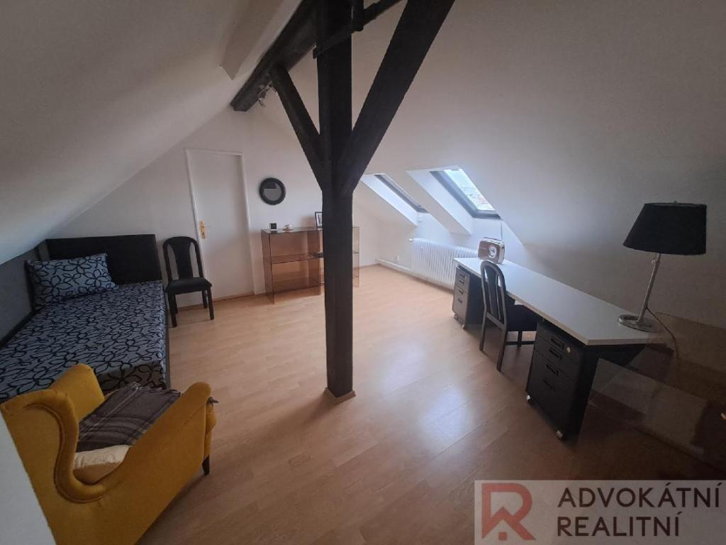 Pronájem bytu 1+kk 30 m2