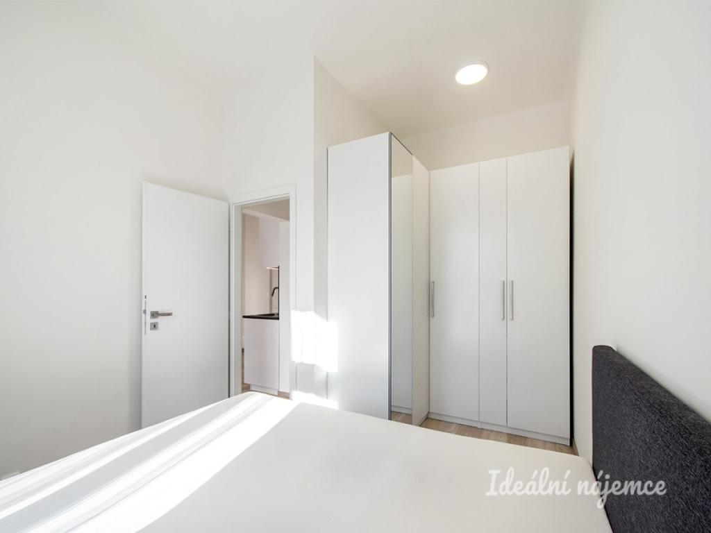 Pronájem bytu 2+kk 40 m2