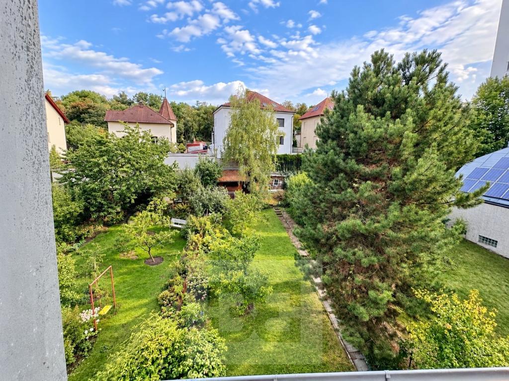 Pronájem bytu 4+kk 99 m2, Praha – náhled fotky 24