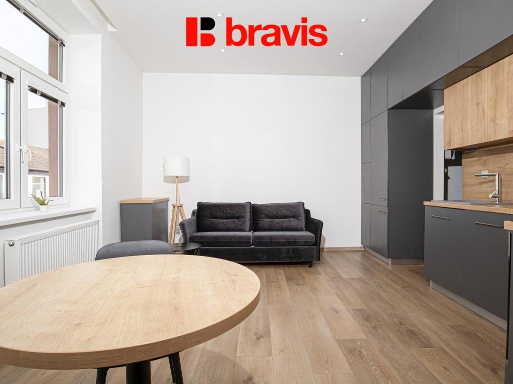 Pronájem bytu 1+kk 36 m2