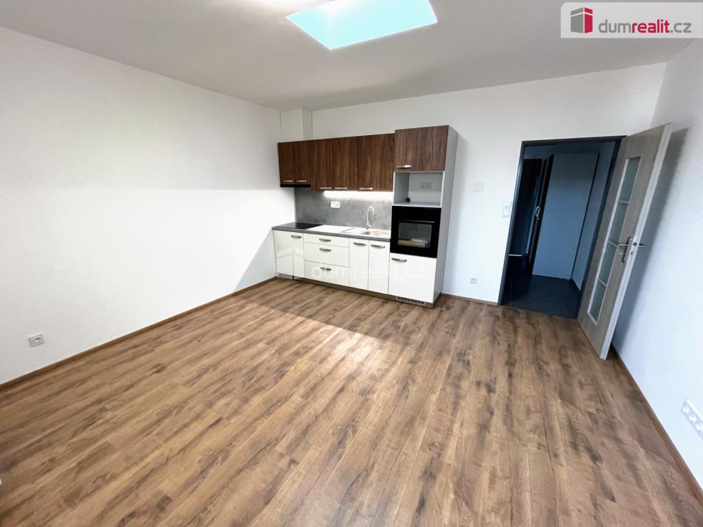 Pronájem bytu 2+kk 63 m2
