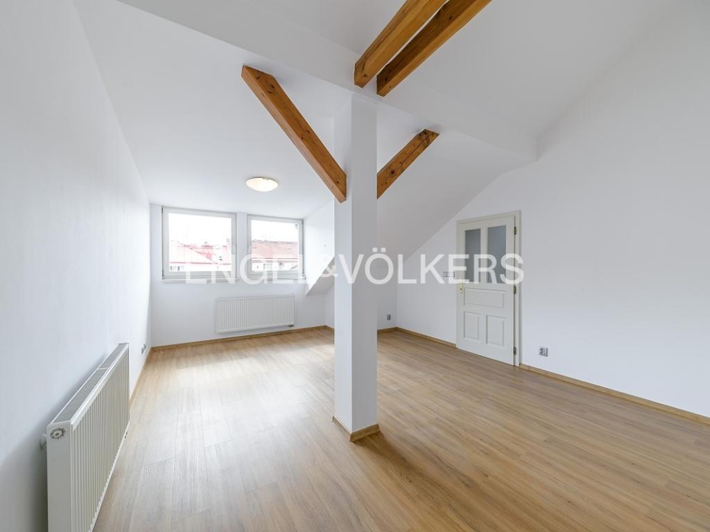 Pronájem bytu 4+1 194 m2