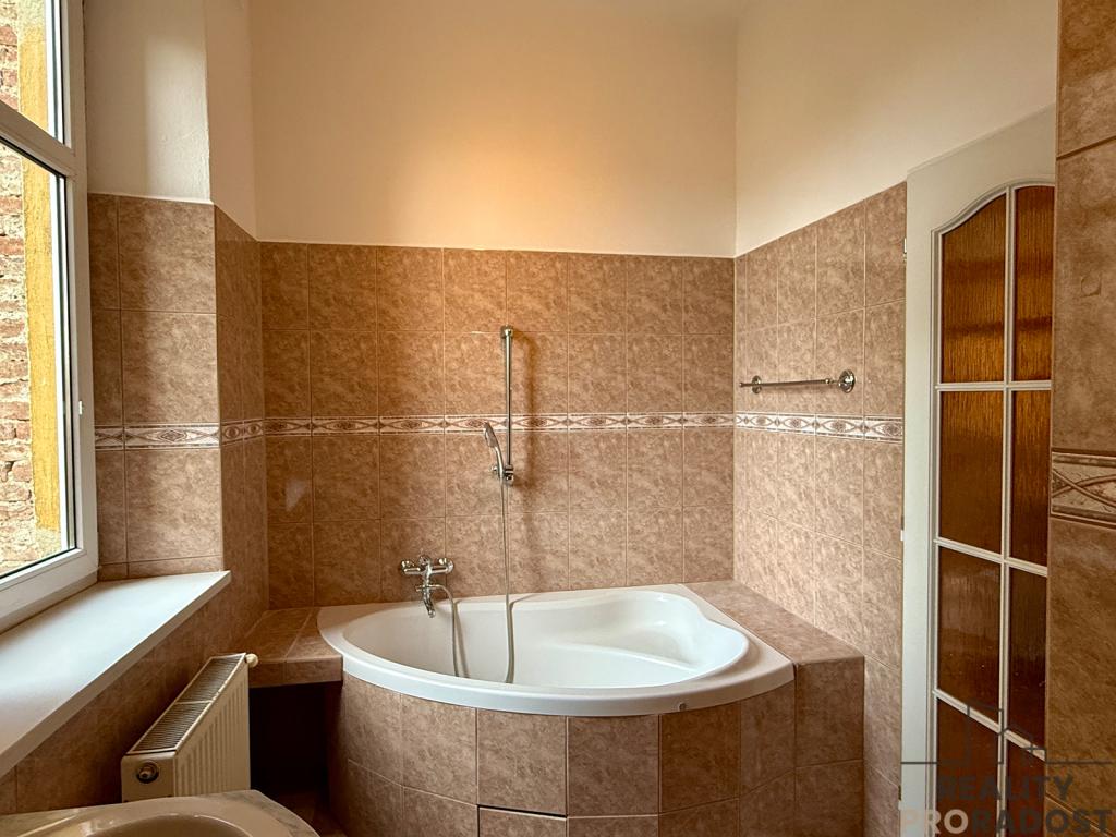 Pronájem bytu 2+kk 37 m2
