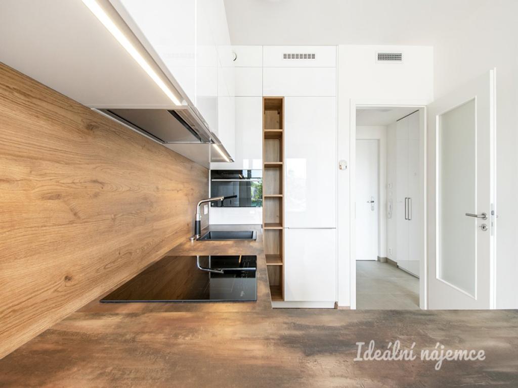 Pronájem bytu 2+kk 39 m2