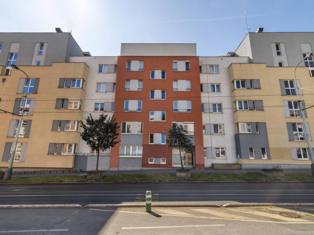 Prodej bytu 1+kk 30 m2, Praha – náhled fotky 14