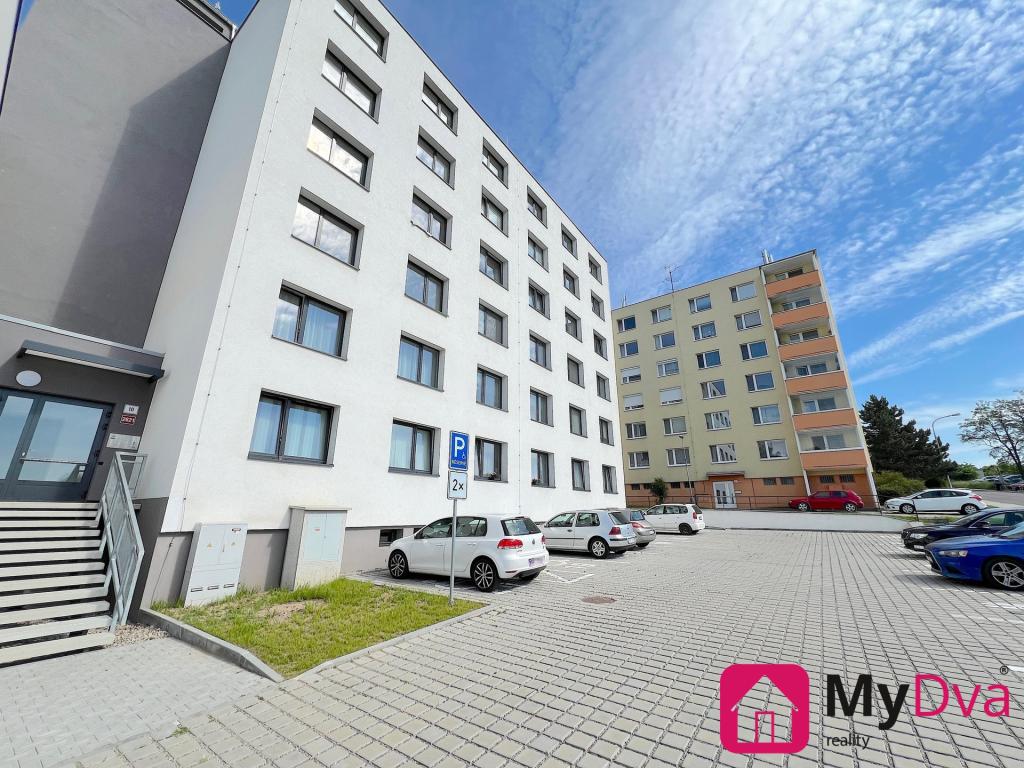 Pronájem bytu 1+1 40 m2