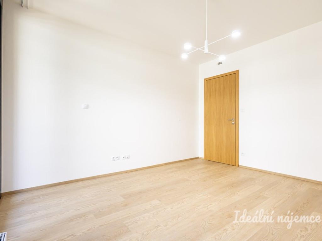Pronájem bytu 2+kk 52 m2