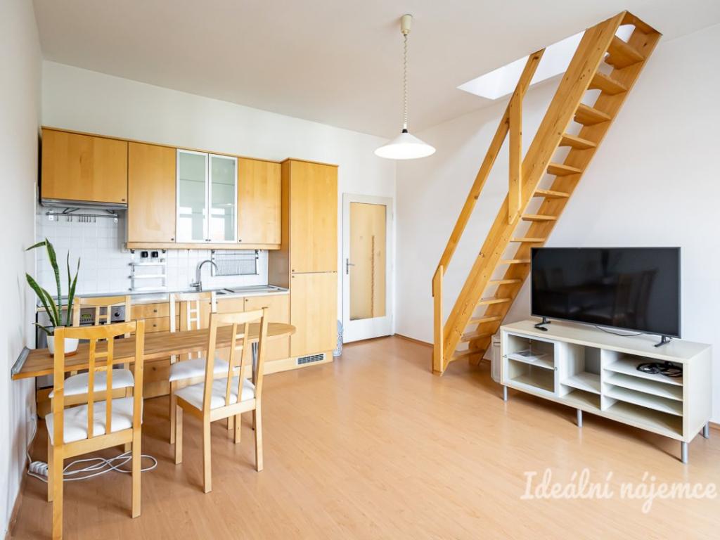 Pronájem bytu 2+kk 46 m2