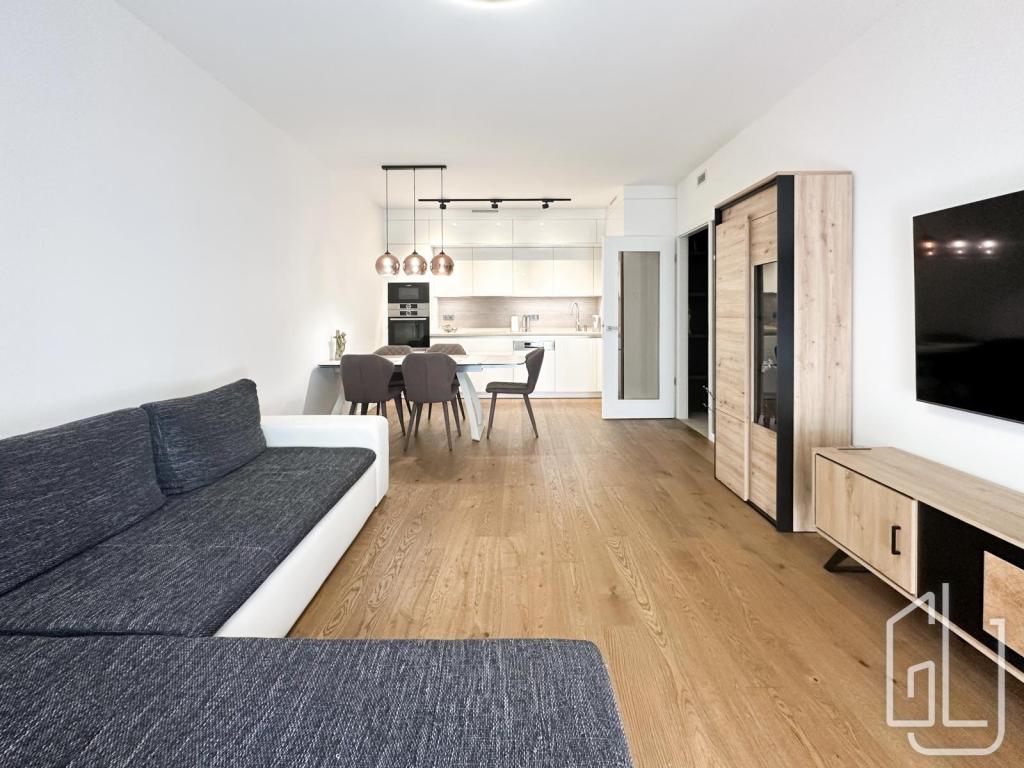 Pronájem bytu 3+kk 70 m2