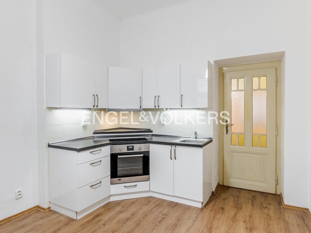 Pronájem bytu 1+1 50 m2