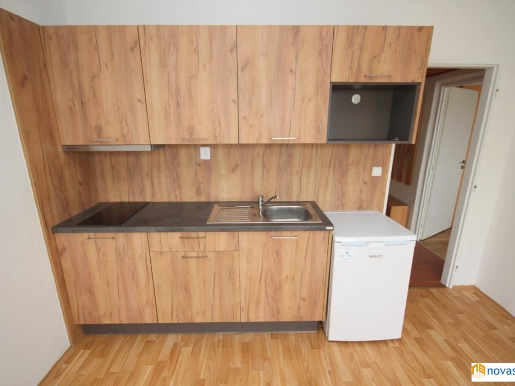 Pronájem bytu 1+1 40 m2