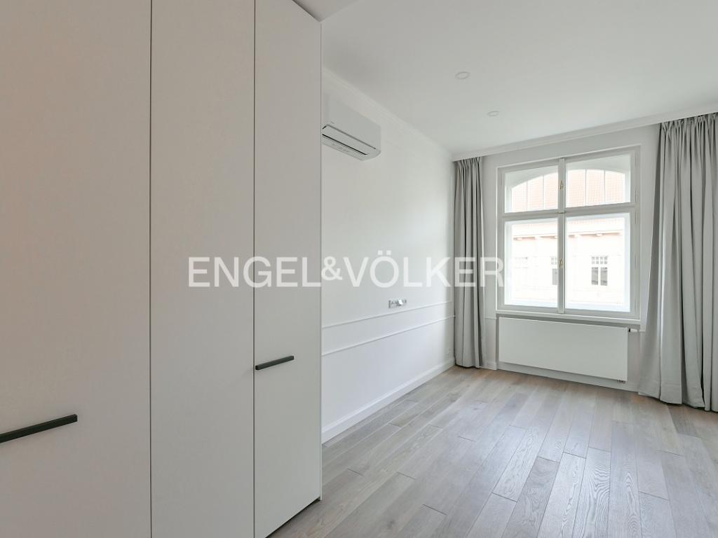 Pronájem bytu 2+kk 56 m2, Praha – náhled fotky 8
