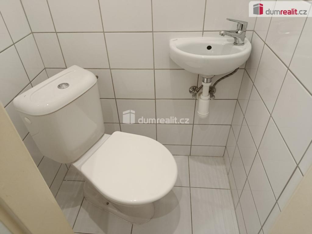Pronájem bytu 2+kk 58 m2, Praha – náhled fotky 13