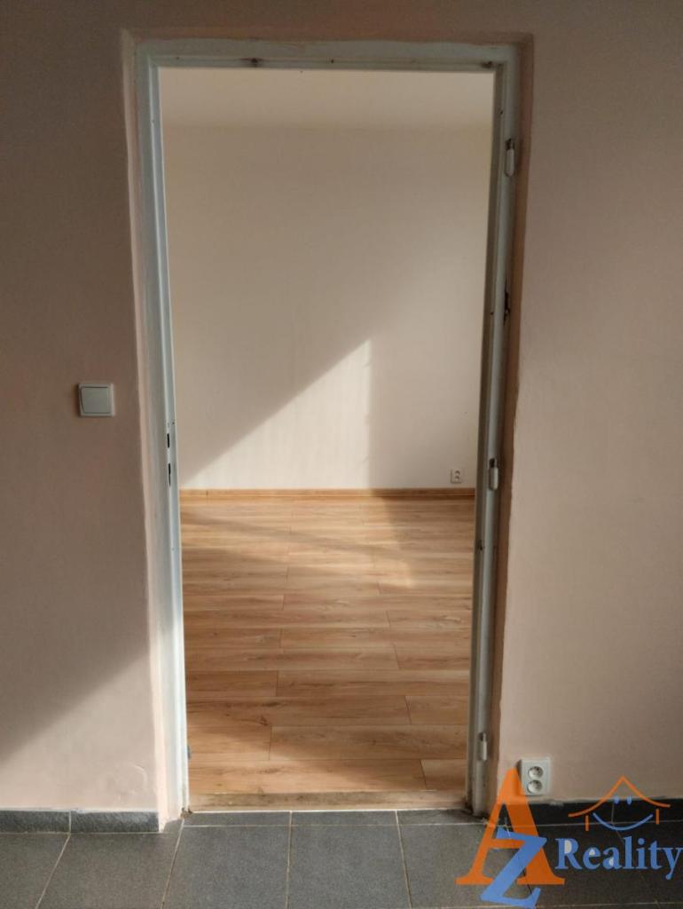 Pronájem bytu 1+1 40 m2