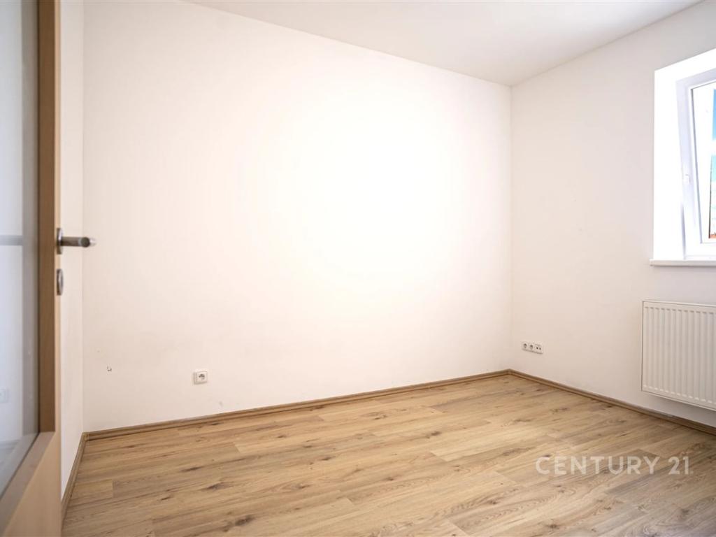 Pronájem bytu 3+kk 74 m2, Znojmo – náhled fotky 12