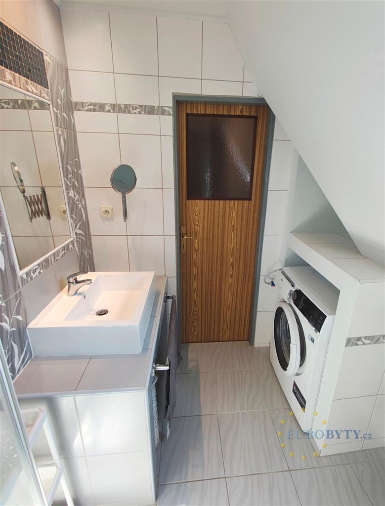 Pronájem bytu 2+1 70 m2, Praha – náhled fotky 9