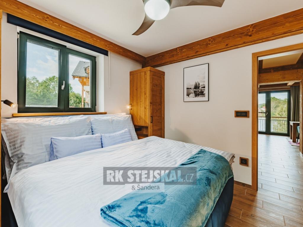 Pronájem bytu 2+kk 64 m2