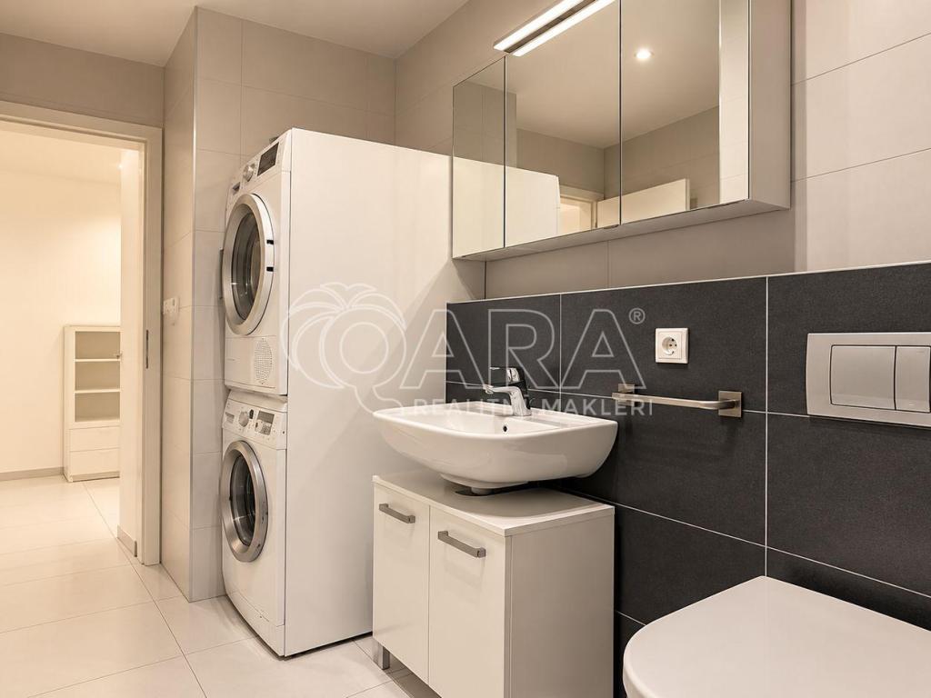 Pronájem bytu 3+kk 67 m2, Praha – náhled fotky 12