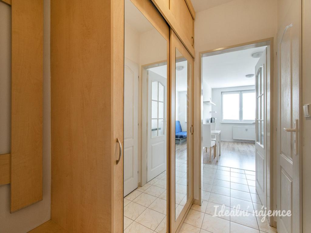 Prodej bytu 1+kk 26 m2, Praha – náhled fotky 7