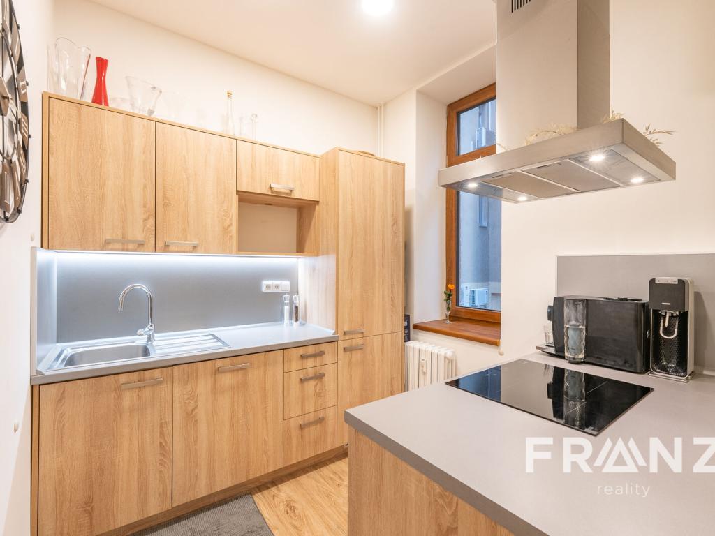 Pronájem bytu 3+kk 76 m2