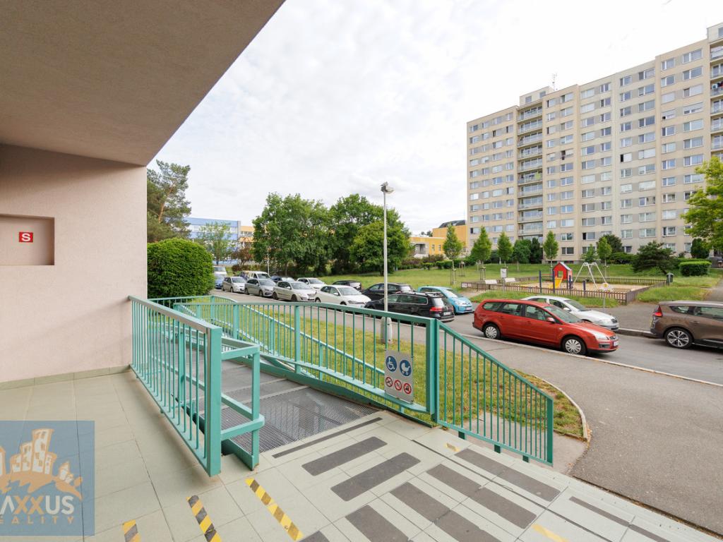 Prodej bytu 2+kk 42 m2, Praha – náhled fotky 19