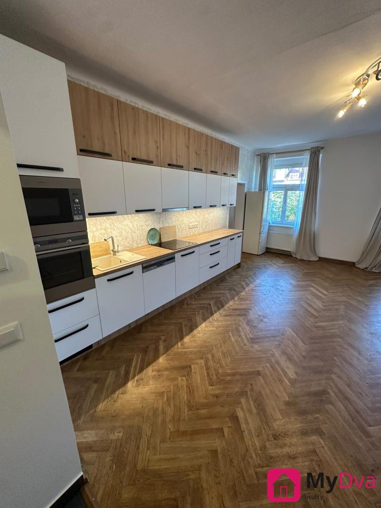 Pronájem bytu 2+kk 80 m2