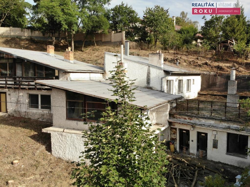 Listing 1