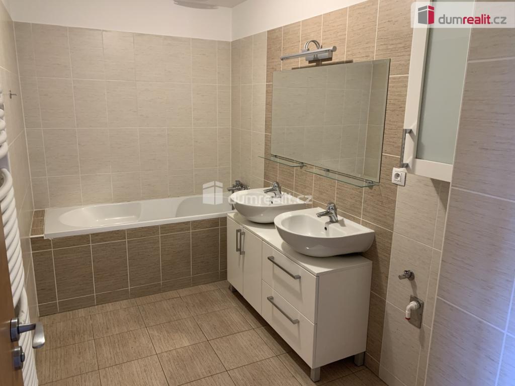 Pronájem bytu 3+kk 81 m2