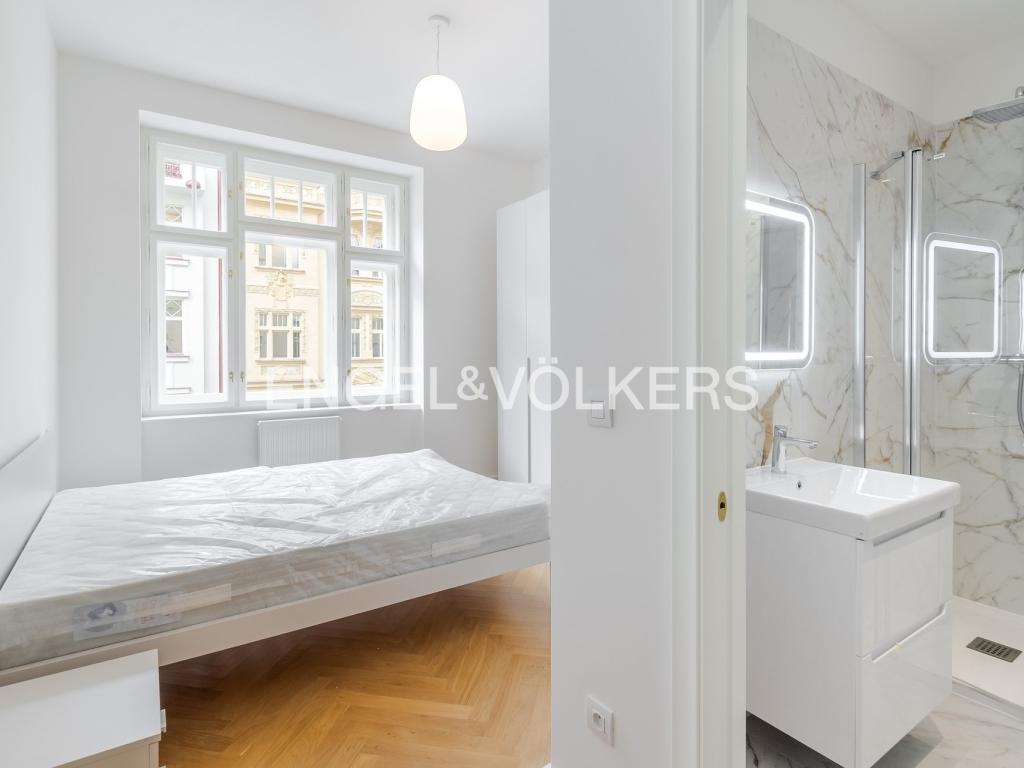 Pronájem bytu 4+kk 99 m2