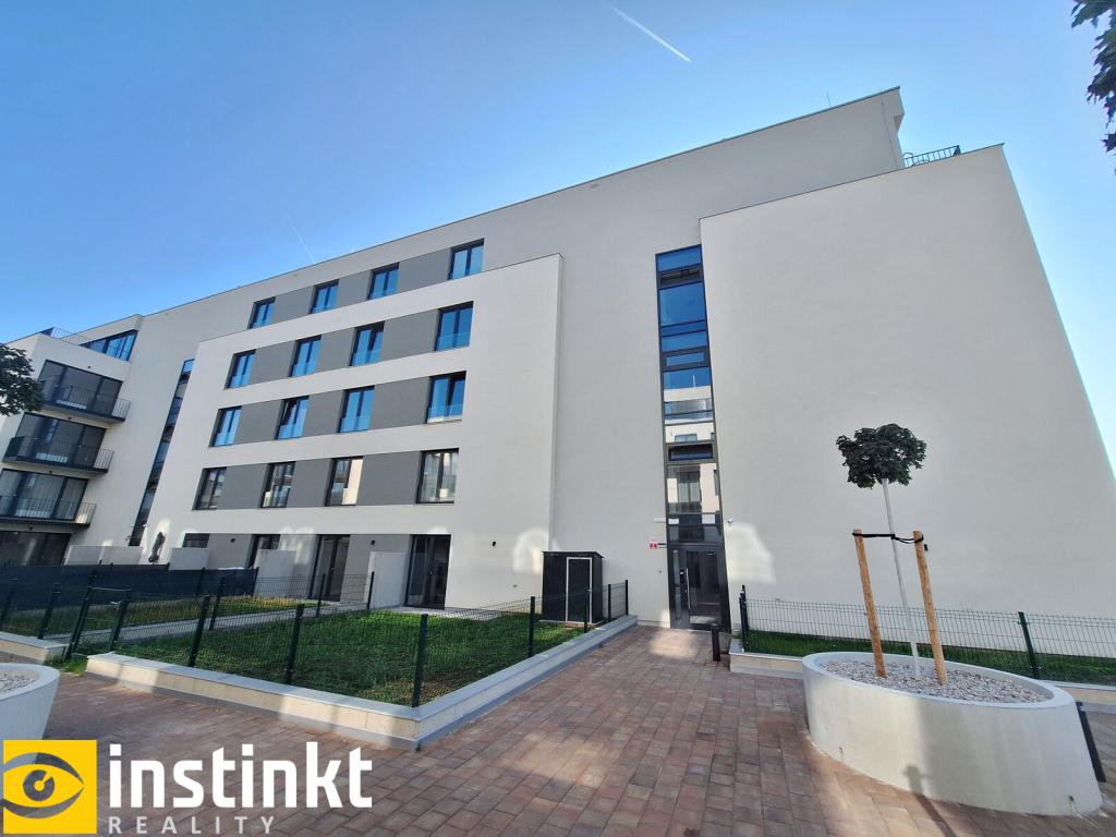 Pronájem bytu 1+kk 26 m2, Plzeň – náhled fotky 12