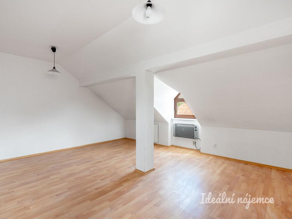 Listing 3