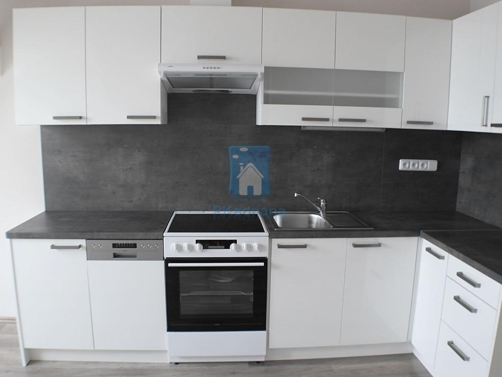 Pronájem 2+kk, Plzeň - Barrandova, 13800 Kč, 57 m2