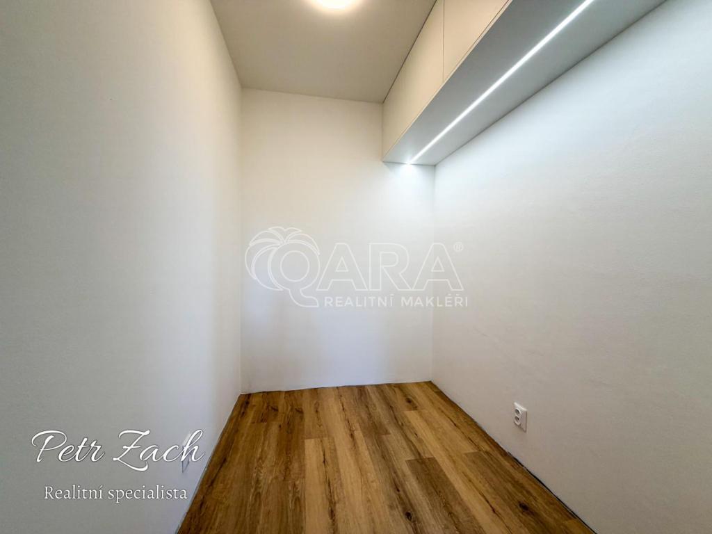 Pronájem bytu 1+1 39 m2