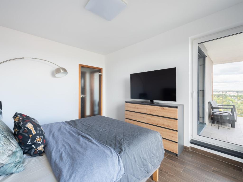 Prodej bytu 2+kk 71 m2, Praha – náhled fotky 9