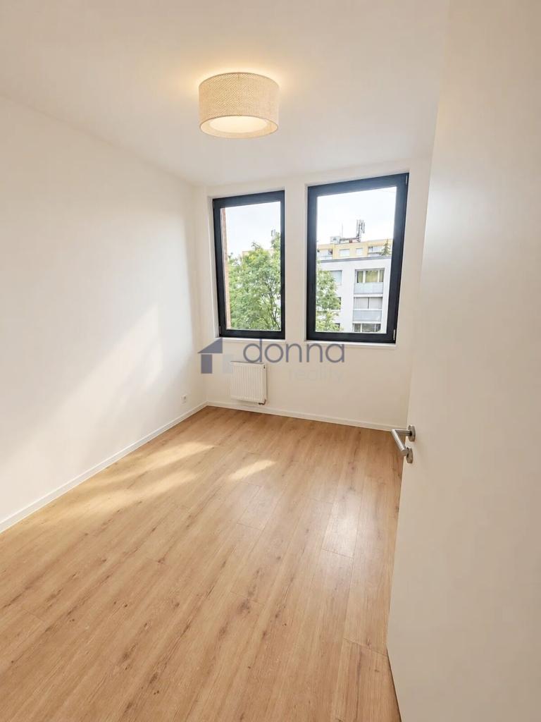 Pronájem bytu 3+kk 53 m2, Praha – náhled fotky 4