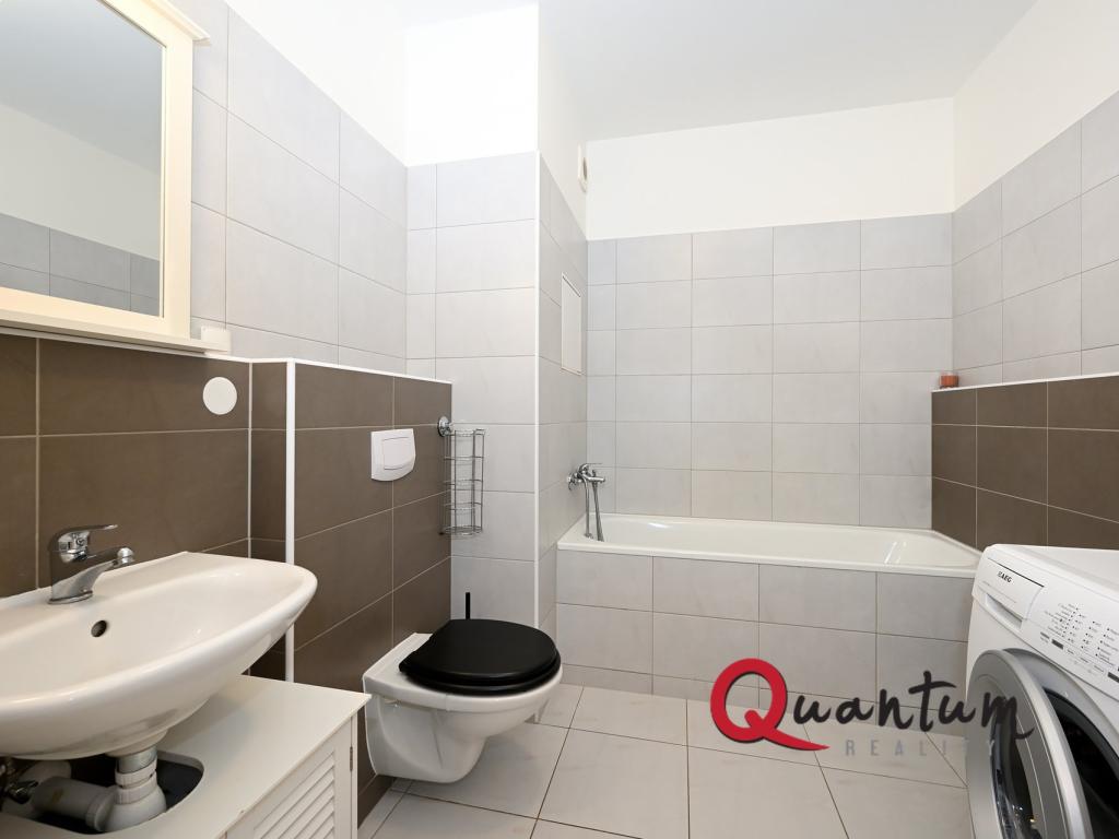 Pronájem bytu 2+kk 57 m2, Praha – náhled fotky 13