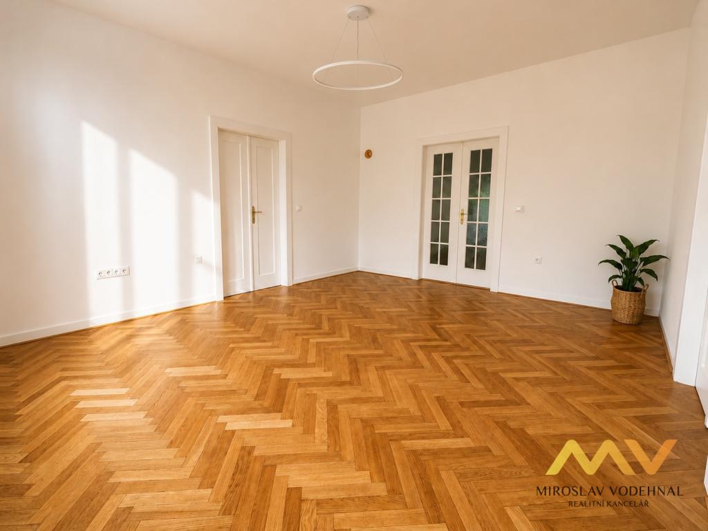 Pronájem bytu 3+1 129 m2, Hradec Králové – náhled fotky 7