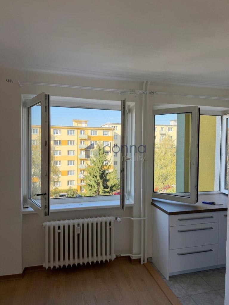Pronájem bytu 4+1 75 m2