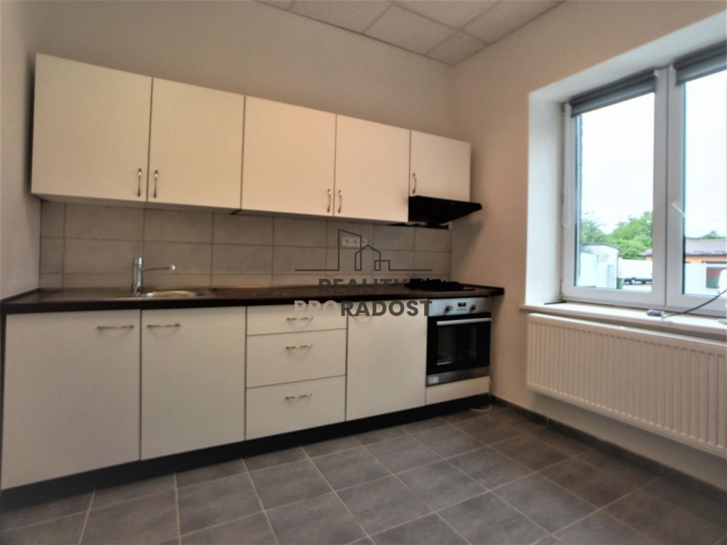 Pronájem bytu 1+1 40 m2