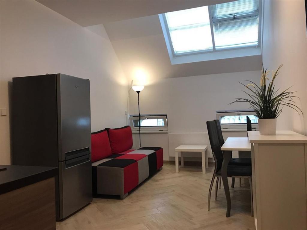 Pronájem bytu 2+kk 40 m2