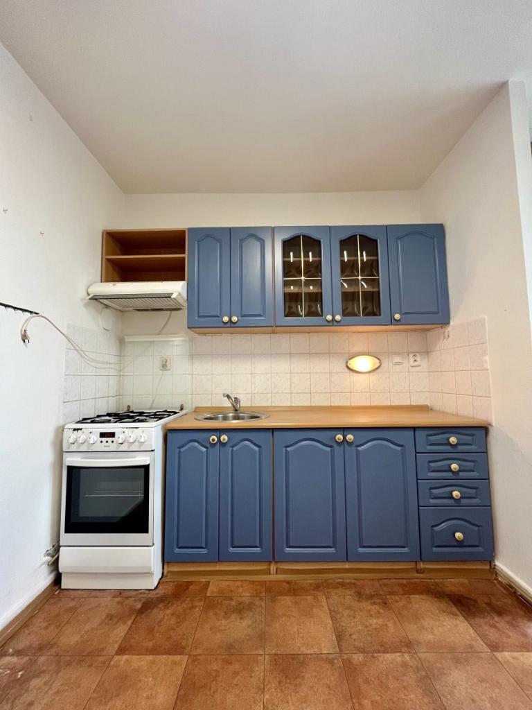 3-room apartment for rent · 69 m² · Ostrava — 449 €/mo