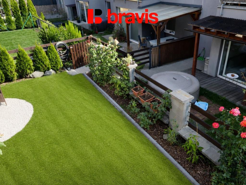 Pronájem bytu 2+kk 50 m2