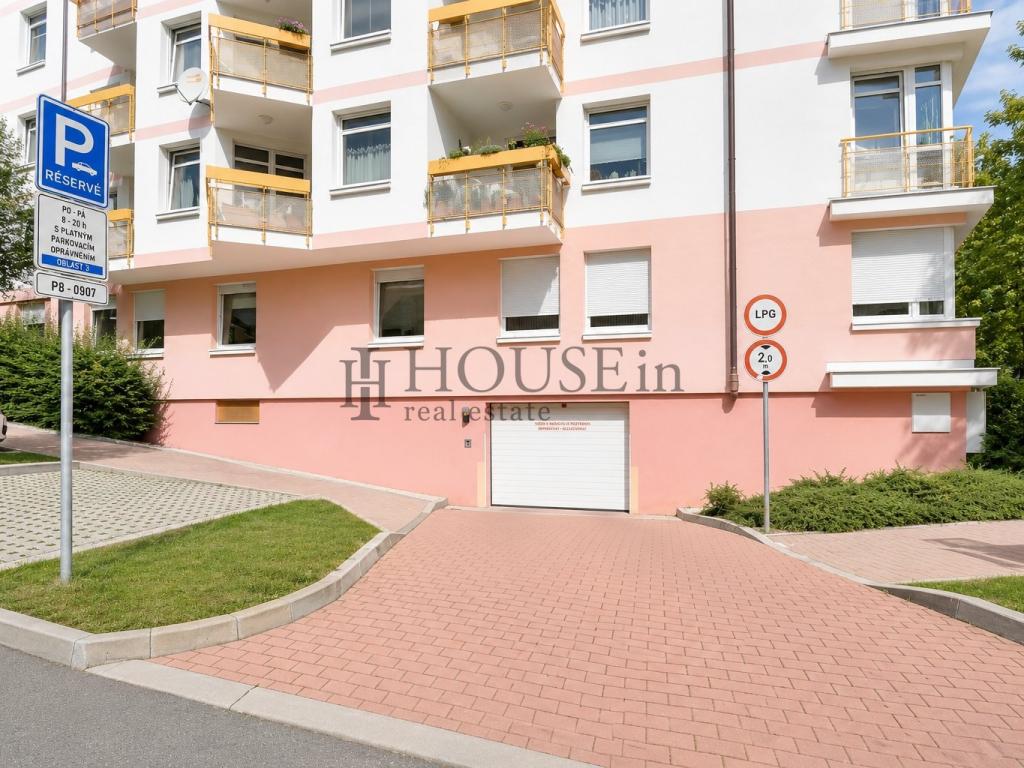 Pronájem bytu 2+1 61 m2, Praha – náhled fotky 24