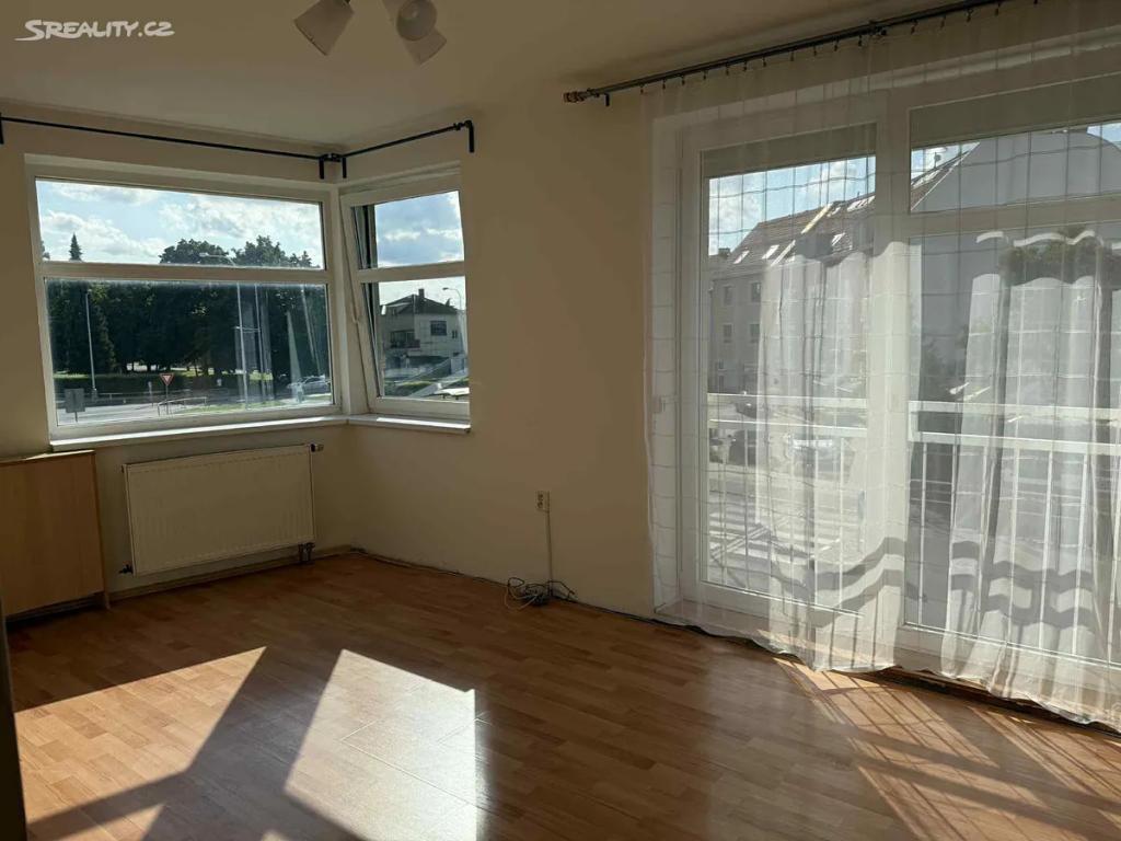 Pronájem bytu 3+kk 70 m2