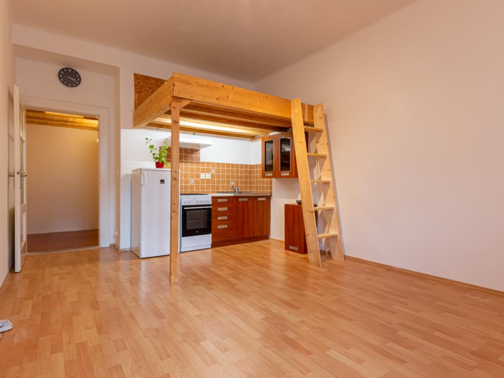 Pronájem bytu 1+kk 28 m2