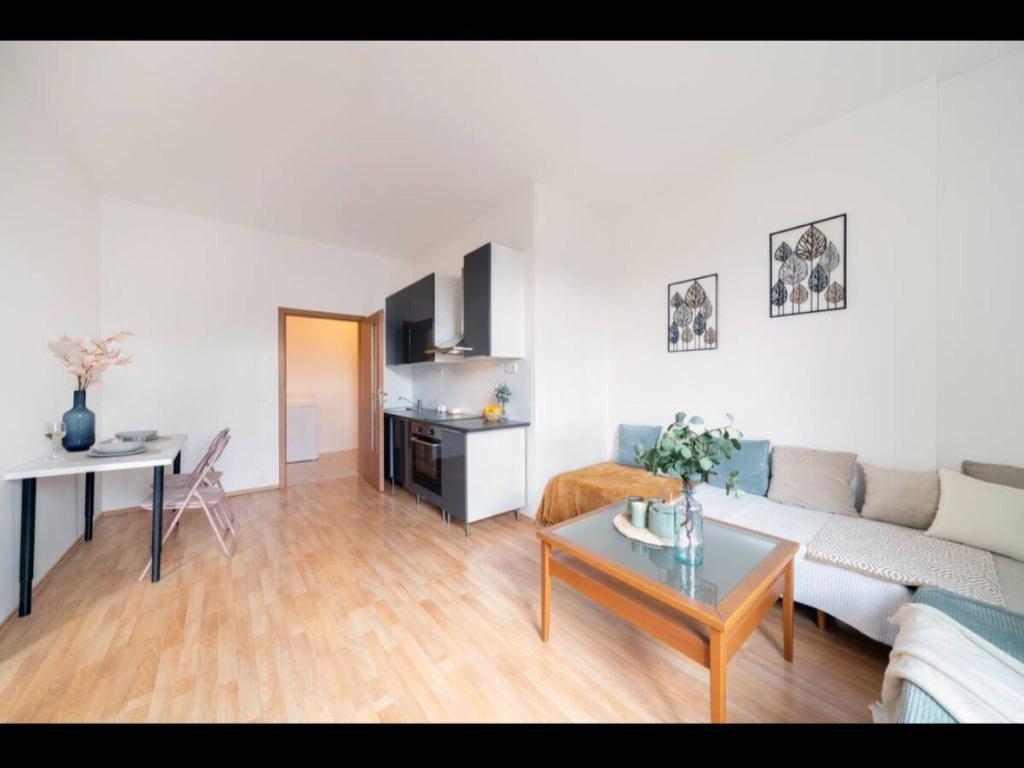 Pronájem bytu 2+kk 48 m2