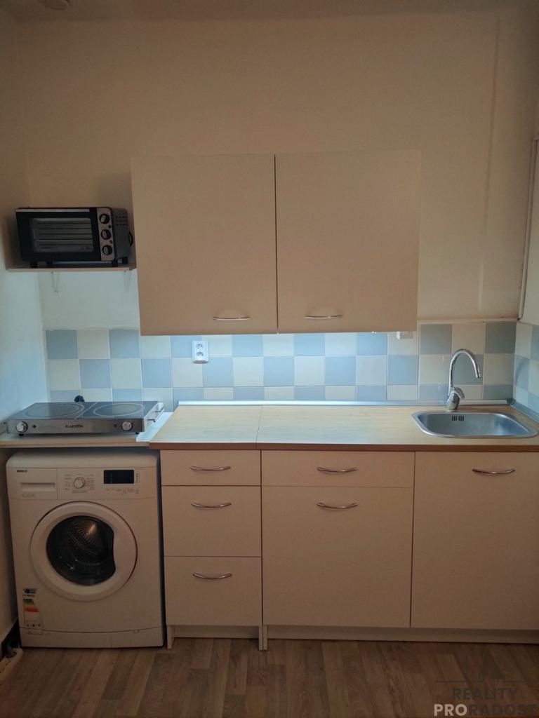 Pronájem bytu 1+kk 24 m2