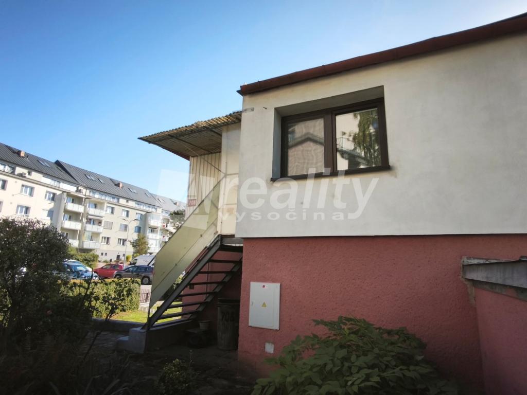 Listing 1