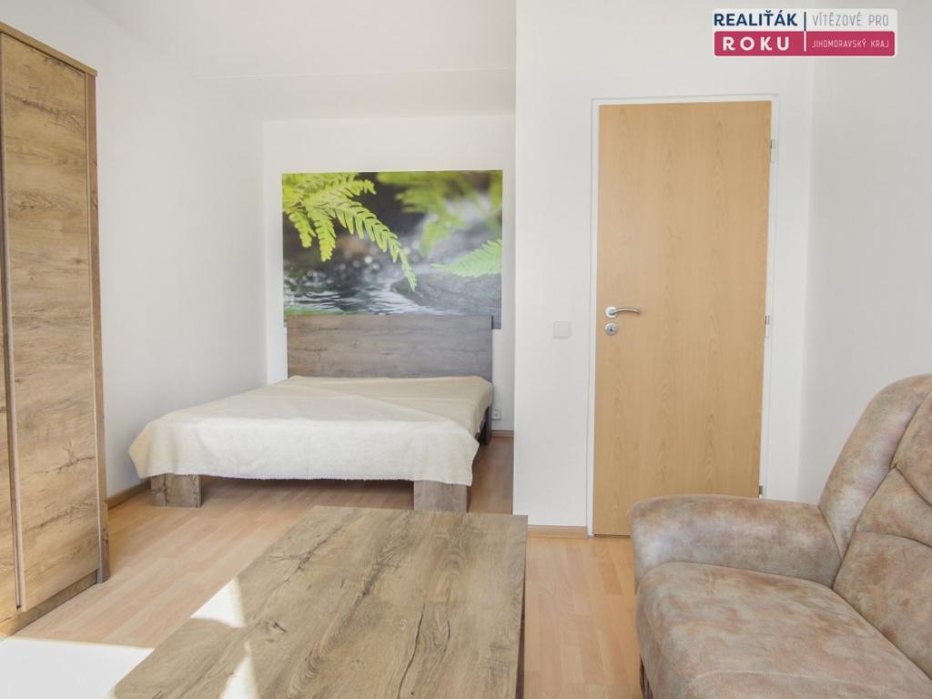 Pronájem bytu 2+kk 44 m2