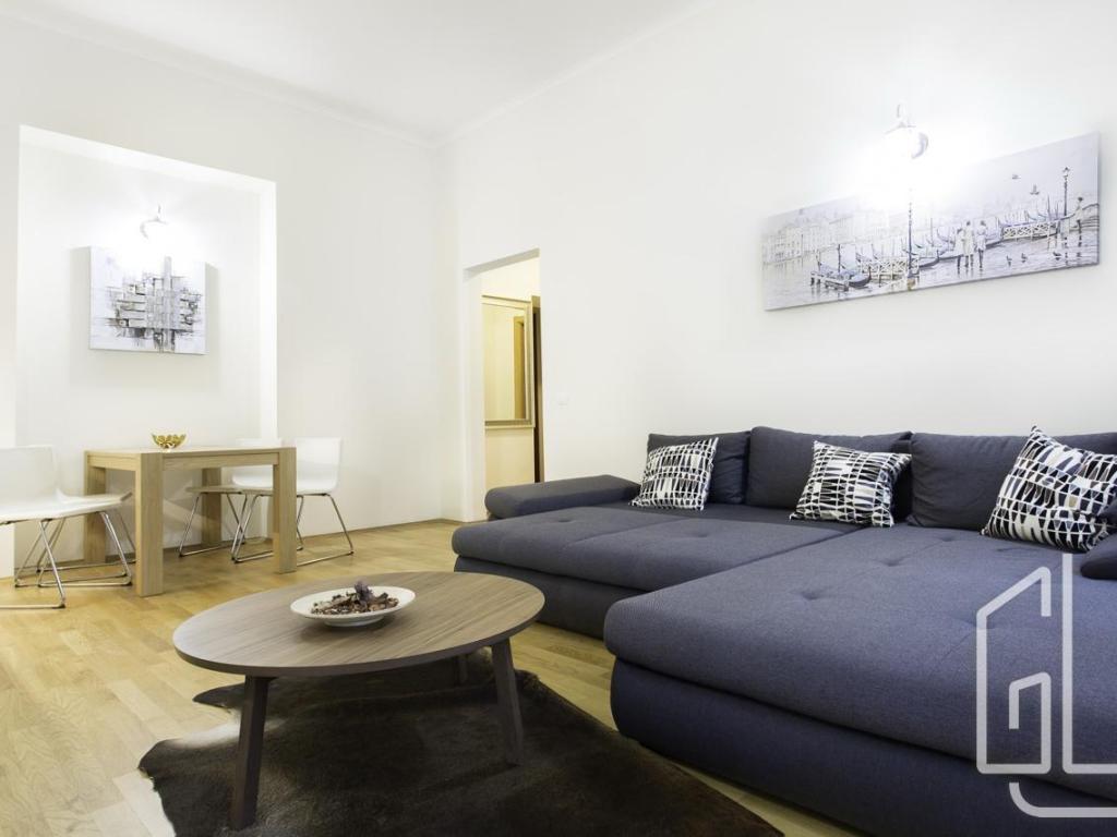 Pronájem bytu 2+kk 52 m2